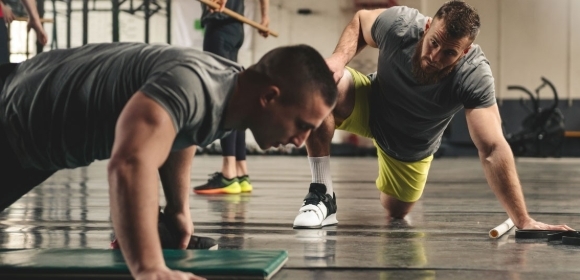 personal trainer course with instructor